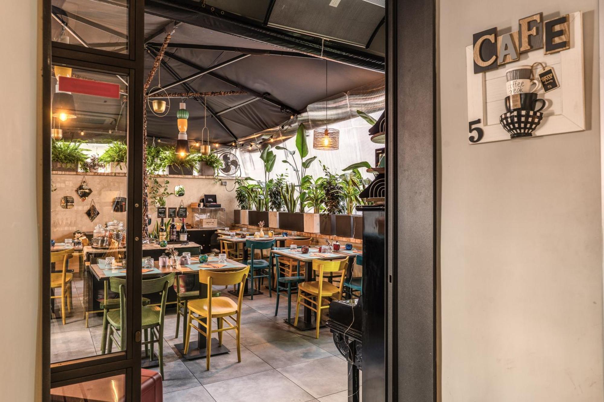 Apollo Boutique Hotel — Foto 1